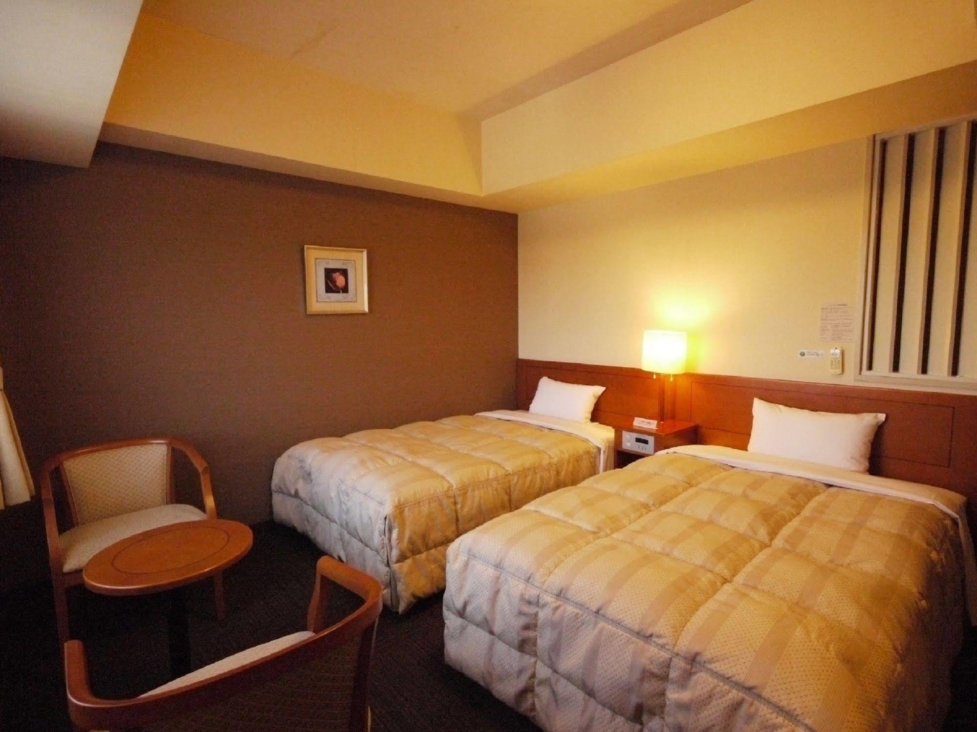 Hotel Route-Inn Suzuka Ngoại thất bức ảnh